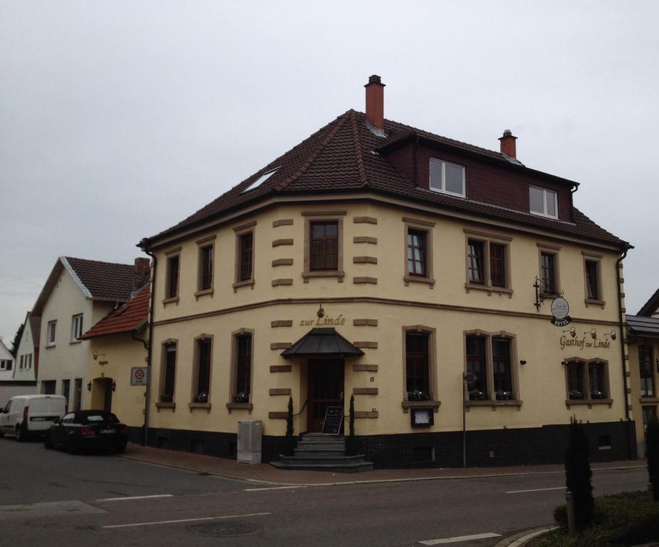 Linde Restaurant & Hotel Nussloch ภายนอก รูปภาพ